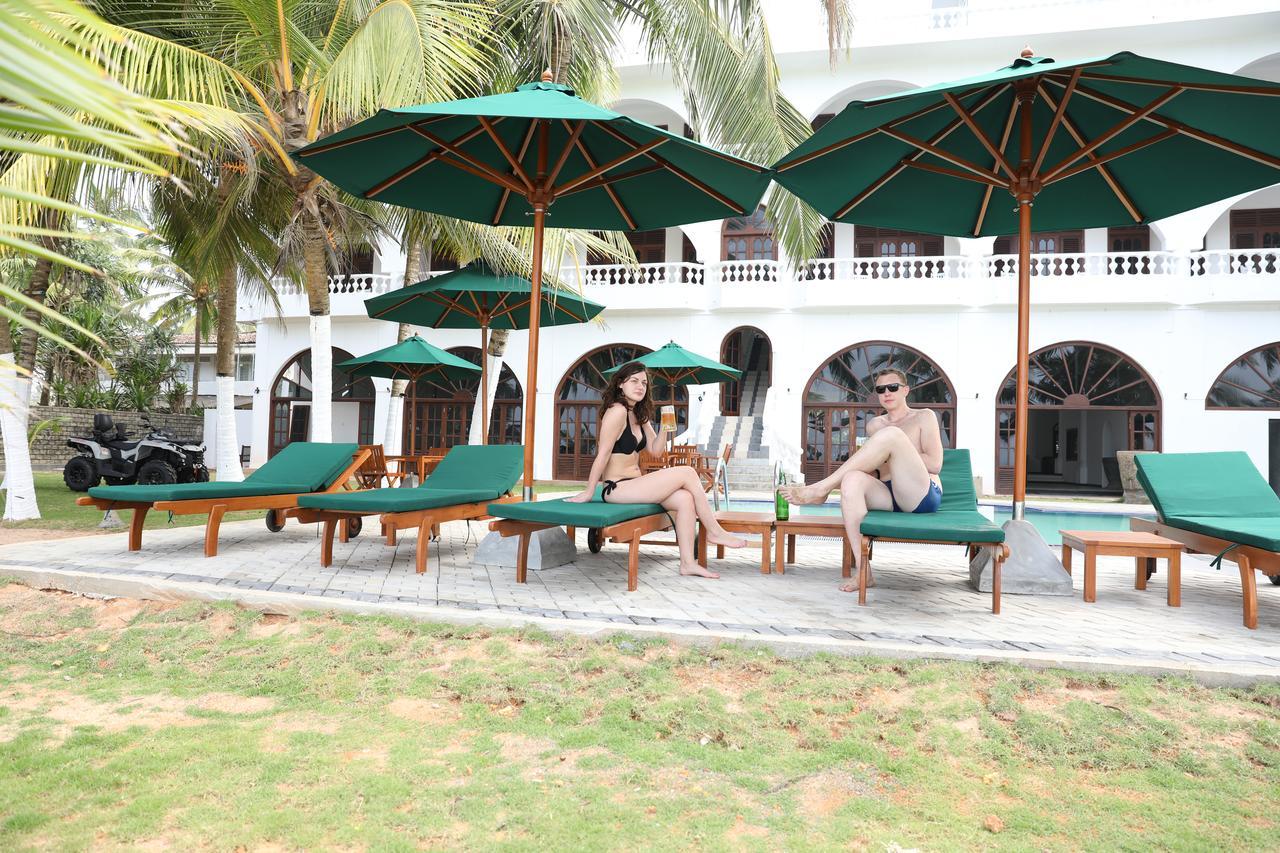 Joe'S Resort Bentota Extérieur photo